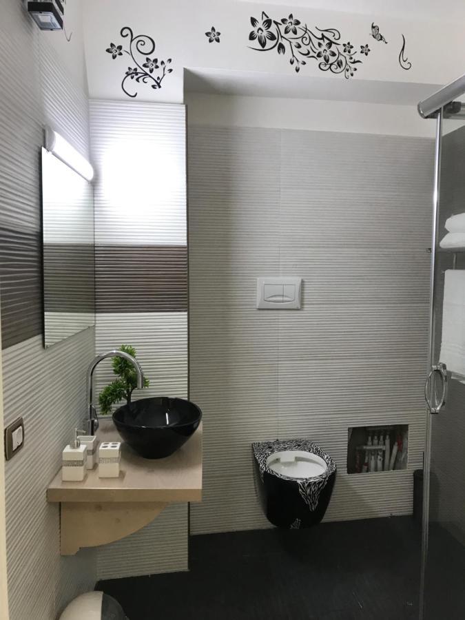 B&B Vico Roma 皮佐 外观 照片