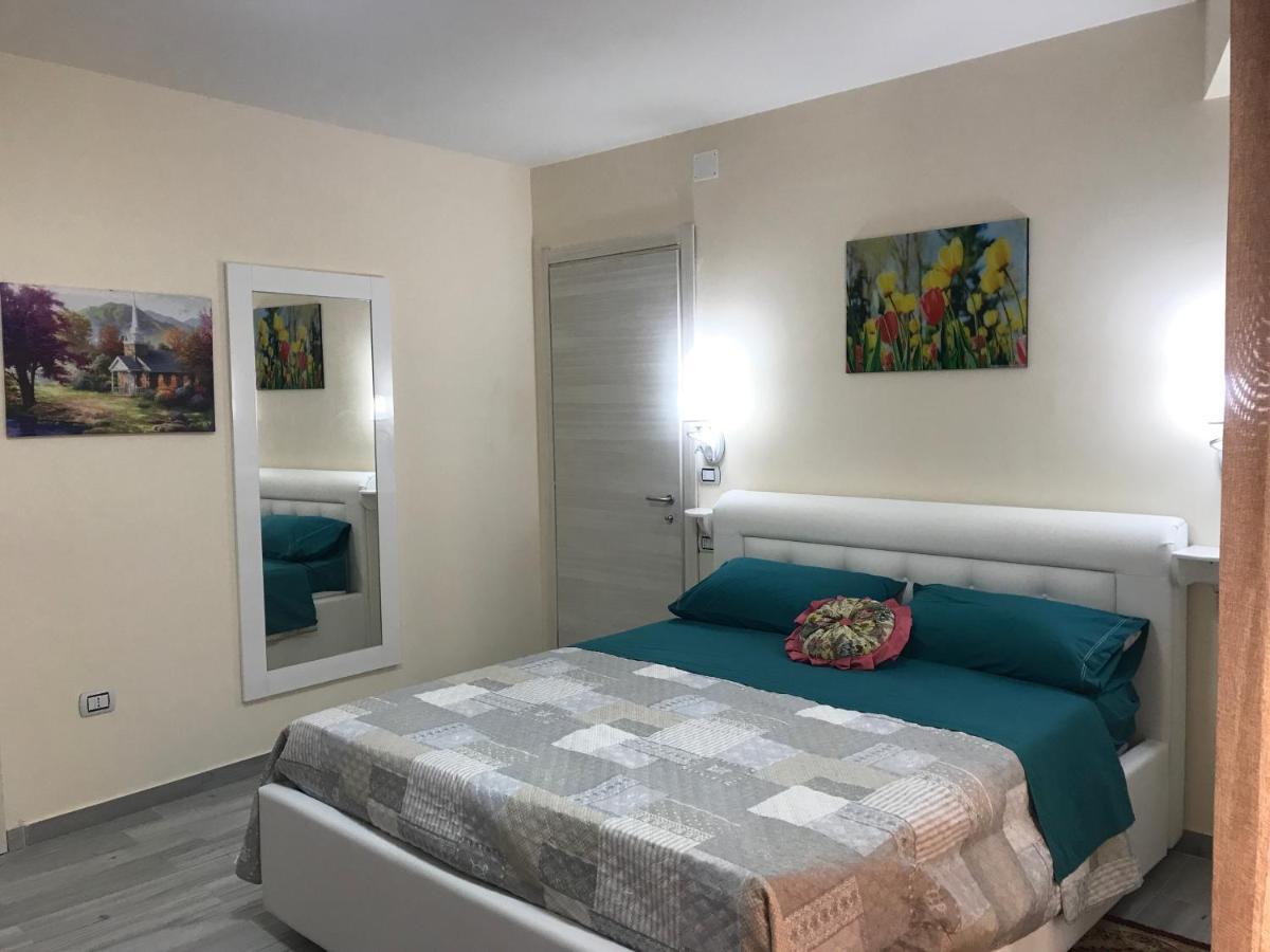 B&B Vico Roma 皮佐 外观 照片