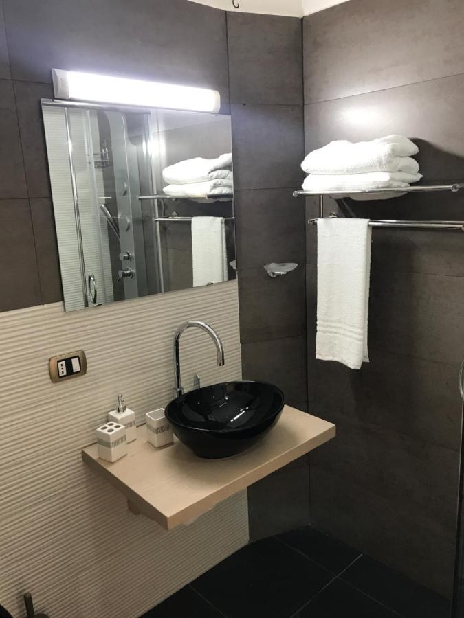 B&B Vico Roma 皮佐 外观 照片